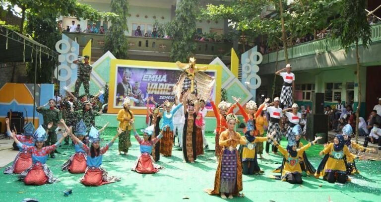 √ 38 Dekorasi Panggung Pentas Seni Kekinian Keren Kreatif